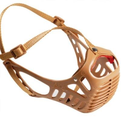 Botniță din plastic pentru Mastiff cu curea din nylon Nr. 4