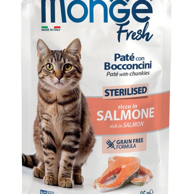 MONGE Cat Fresh Sterilised Paté with Chunkies Salmon pouch